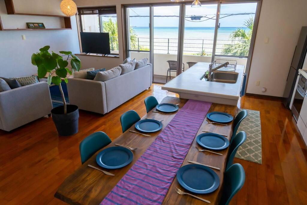 Ocean Front Blue Point Okinawa * Yomitan